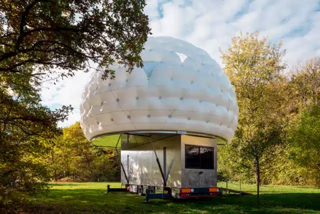 E22SSPIU ! - Une tiny house gonflable s'agrandit pour offrir plus d'espace de vie